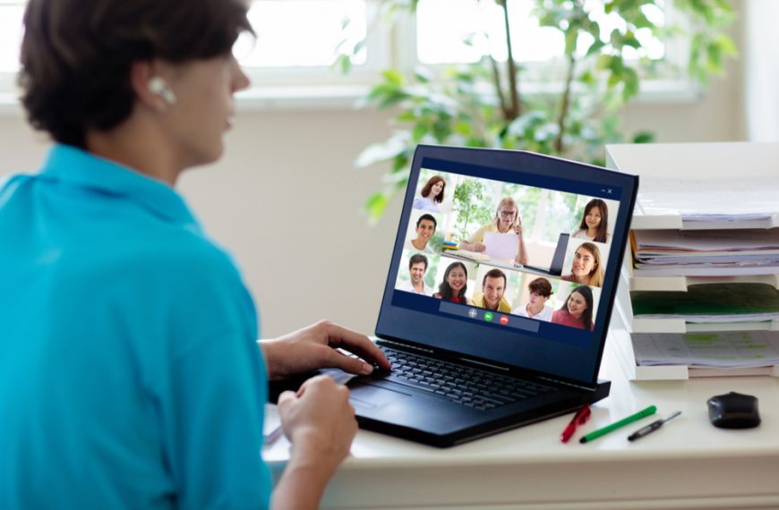 Endlesss Possibilties: How Students Can Meet During the Pandemic